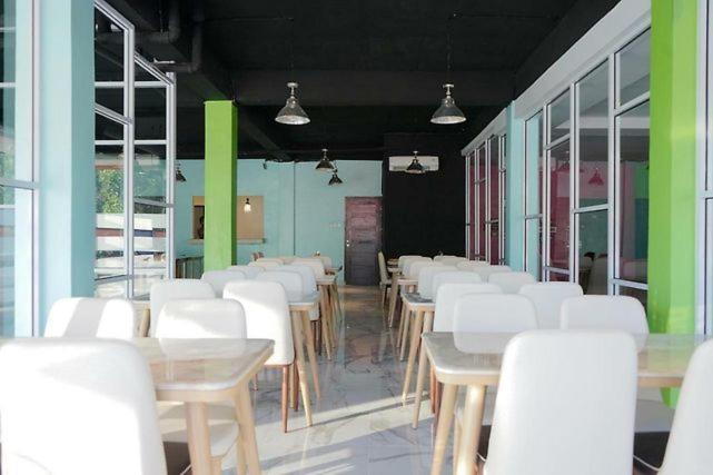 Dna Fun Zone Pekanbaru Exterior photo